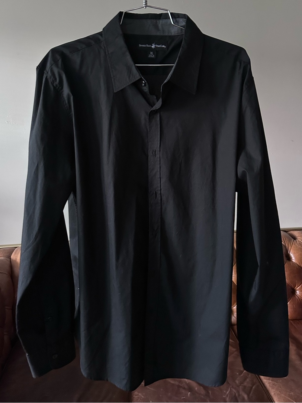 BEVERLY HILLS POLO CLUB • Men's XL Black Dress Shirt - Classic Button-Up